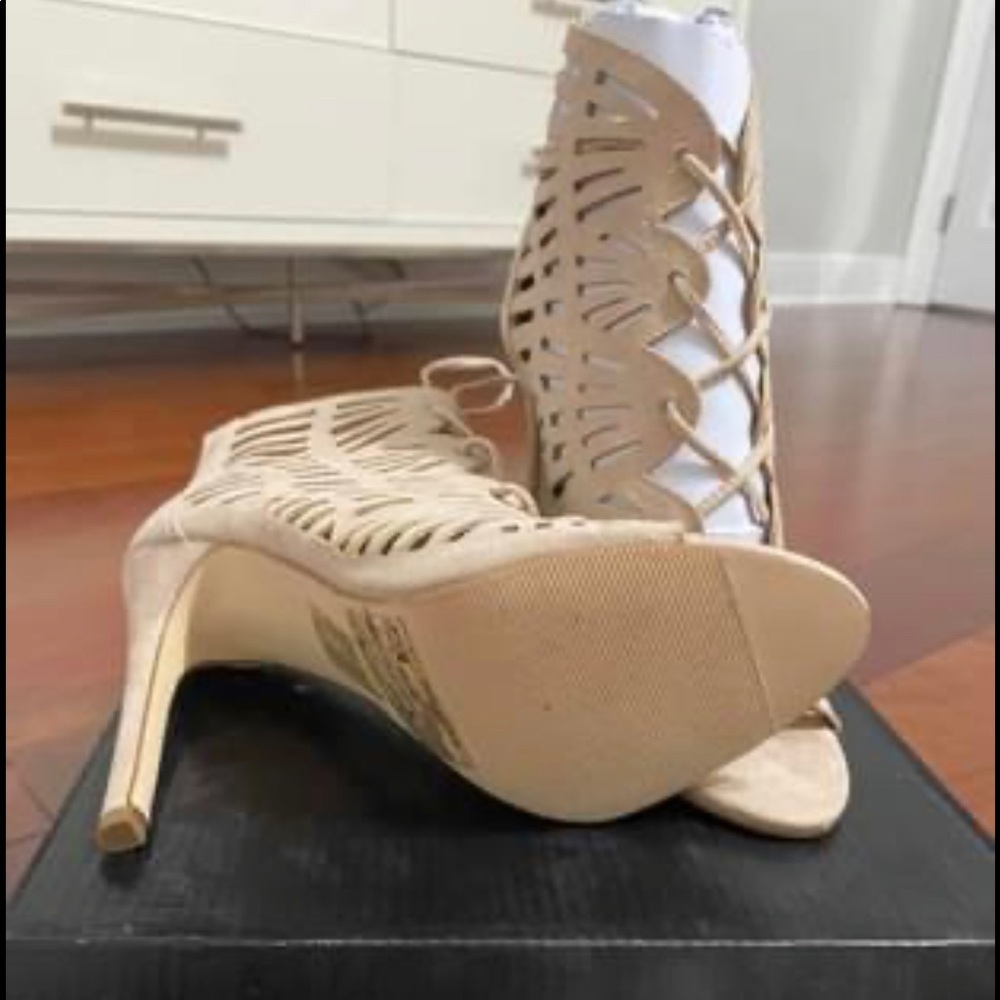 Forever 21-Suede nude heels